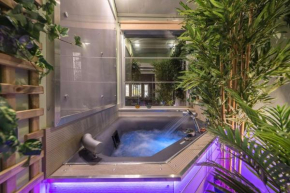 Dion Luxury Suite in Kolonaki with jacuzzi